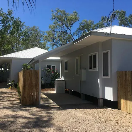 Island Cottages Nelly Bay Exterior photo